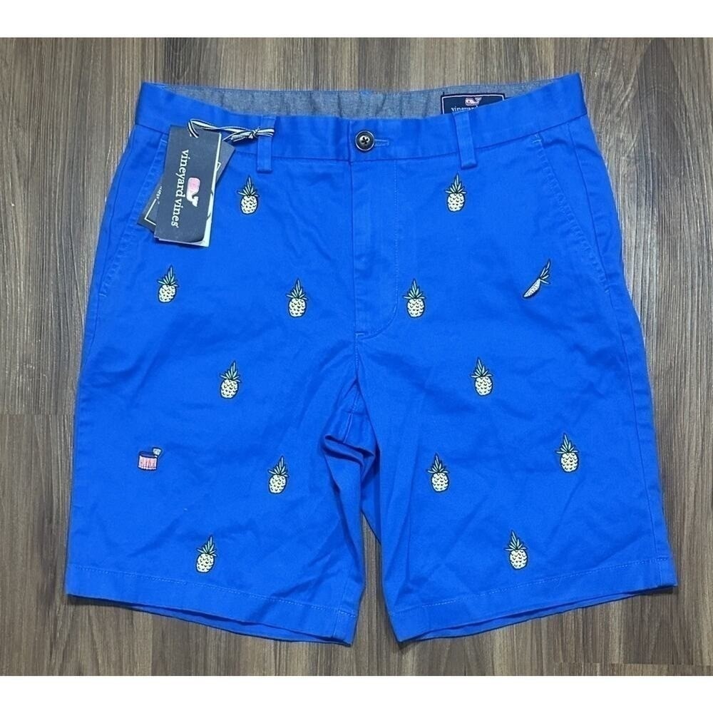 VINEYARD VINES Men 9" Embroidered Breaker Shorts Pineapples Blue Sz 30